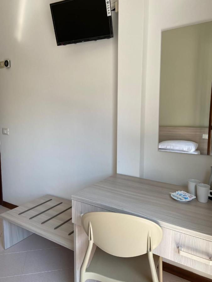 סוטומרינה Hotel Ammare מראה חיצוני תמונה