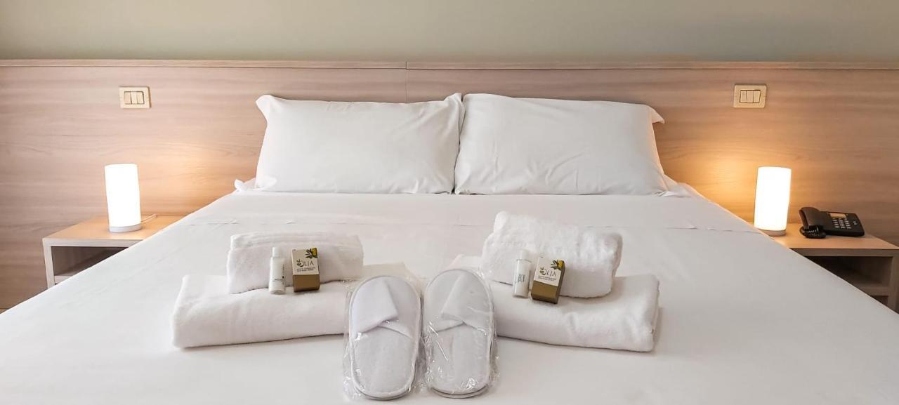 סוטומרינה Hotel Ammare מראה חיצוני תמונה